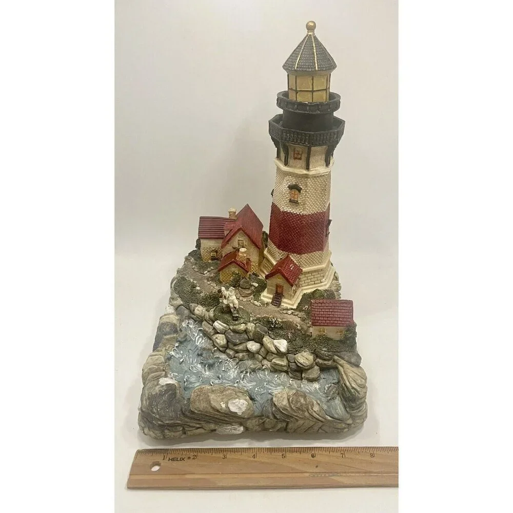 Lighthouse Reef Tabletop Decor 12” Music Box New England Keeper Harbor Cape READ